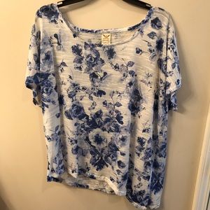 Plus Size A-symmetrical crop top